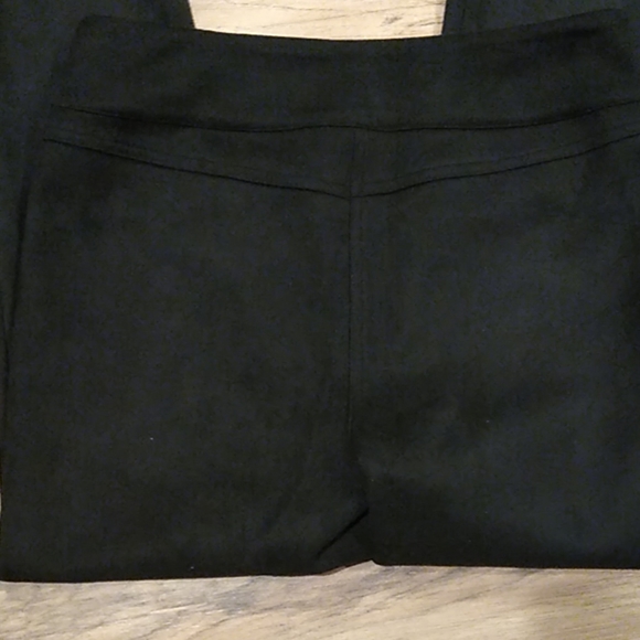 Mode de Vie, S lined pull on suede like pant. - Picture 5 of 6